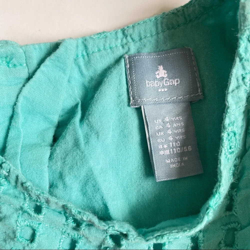 Gap eyelet dress